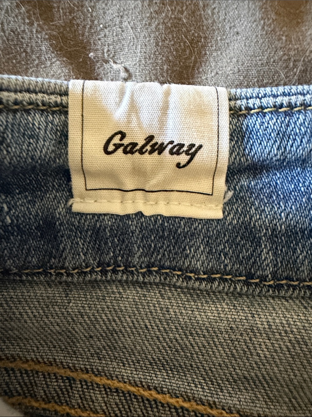 Frank & Eileen Light Blue Wide-Leg Jeans with Frayed Hem - Picture 5 of 5